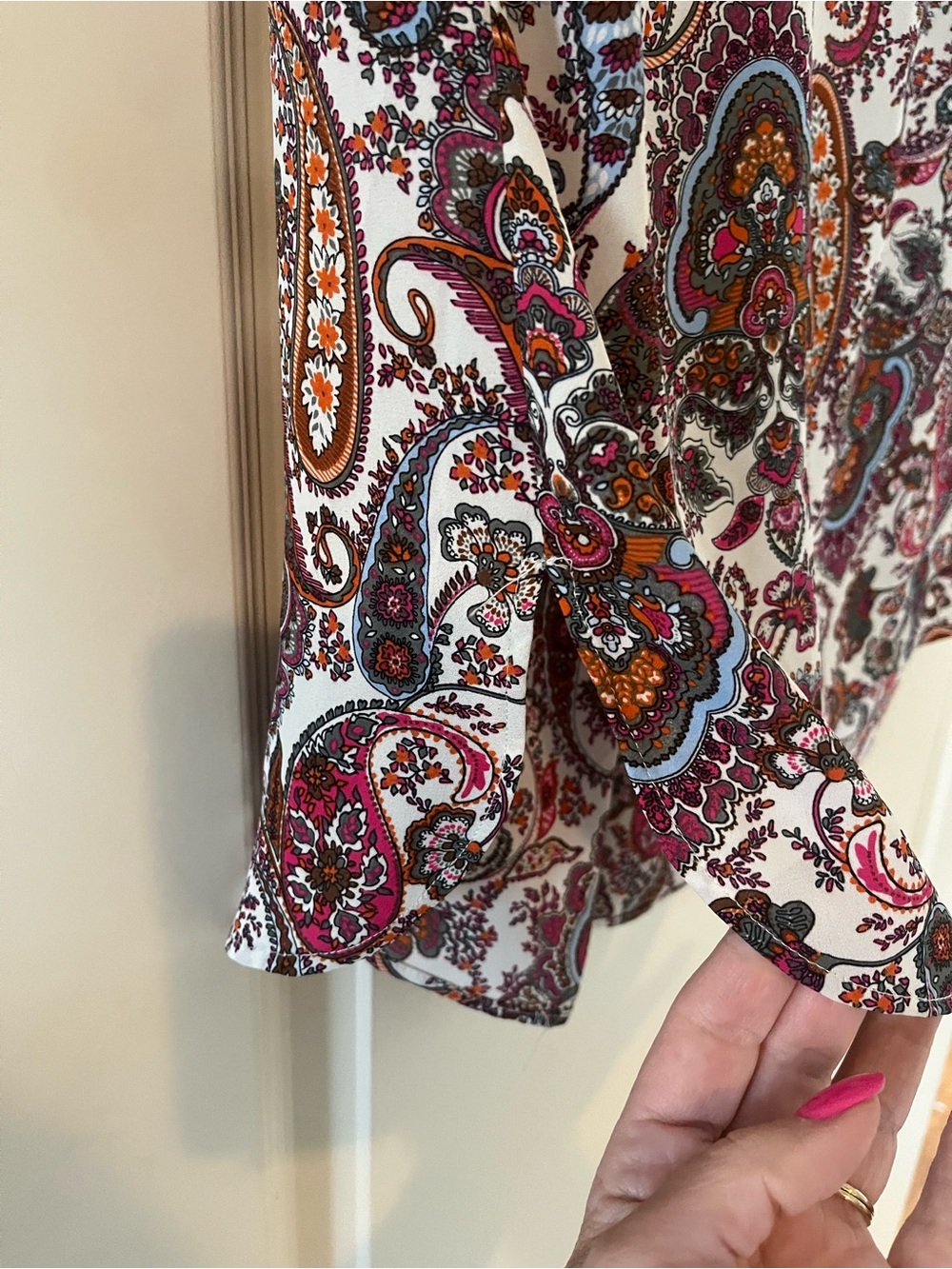 DR2 Paisley Short Sleeve Blouse Scoop Neck Women’s Size Medium - Picture 5 of 15